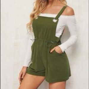 SHEIN Drawstring Waist slant pocket Overall shorts